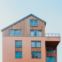 Holzhaus<br><span style='float:right; font-size:11px;font-weight:normal;'>© unsplash</span>